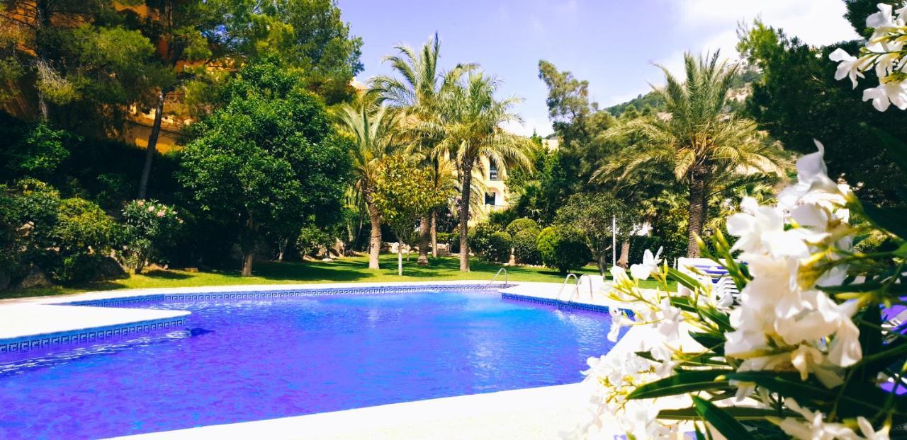 Bay View Apartment Altea Bagian luar foto